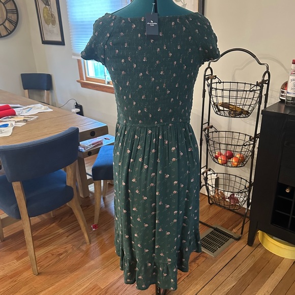 🌟 NWT! Abercrombie Kids Floral Midi Dress - Picture 2 of 4